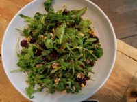 Rezept: Cranberry Rucola Sommersalat